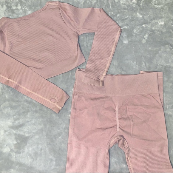 Women's Pink Activewear Set - Picture 3 of 3